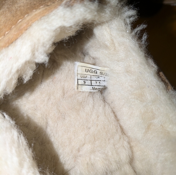 UGG slippers - Picture 7 of 7